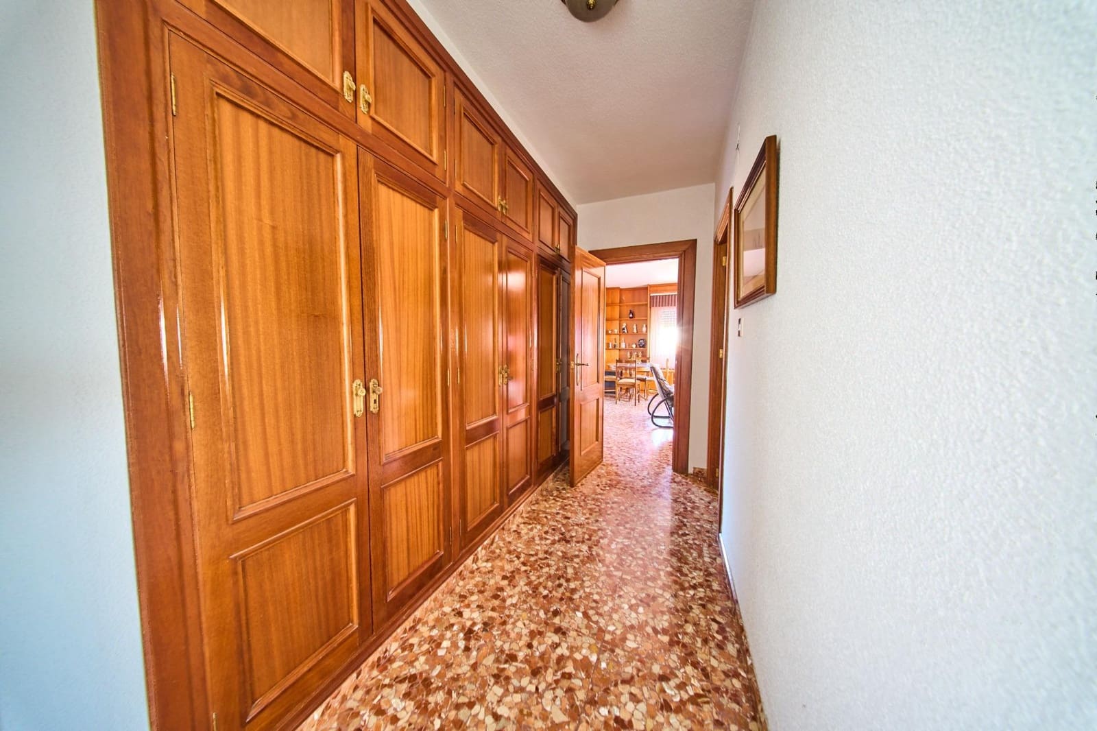 6 bedroom Flat for sale in Alhendin with garage - € 190,000 (Ref: 9913348)