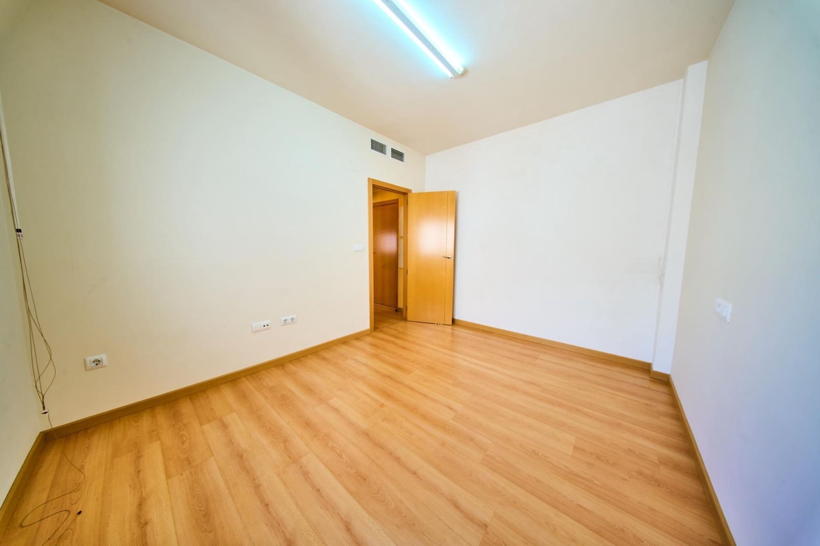 1 sovrum Lägenhet till salu i Ogijares - 112 900 € (Ref: 9916047)