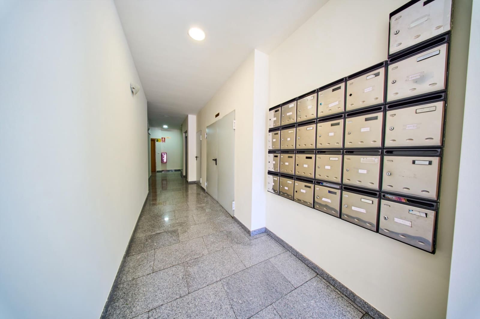 1 sovrum Lägenhet till salu i Ogijares - 112 900 € (Ref: 9916047)
