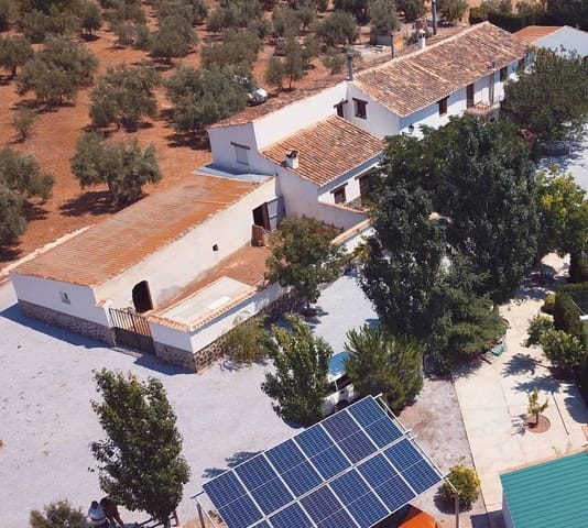 12 sypialnia Finka/Dom wiejski na sprzedaż w Caniles z garażem - 680 000 € (Ref: 9916048)