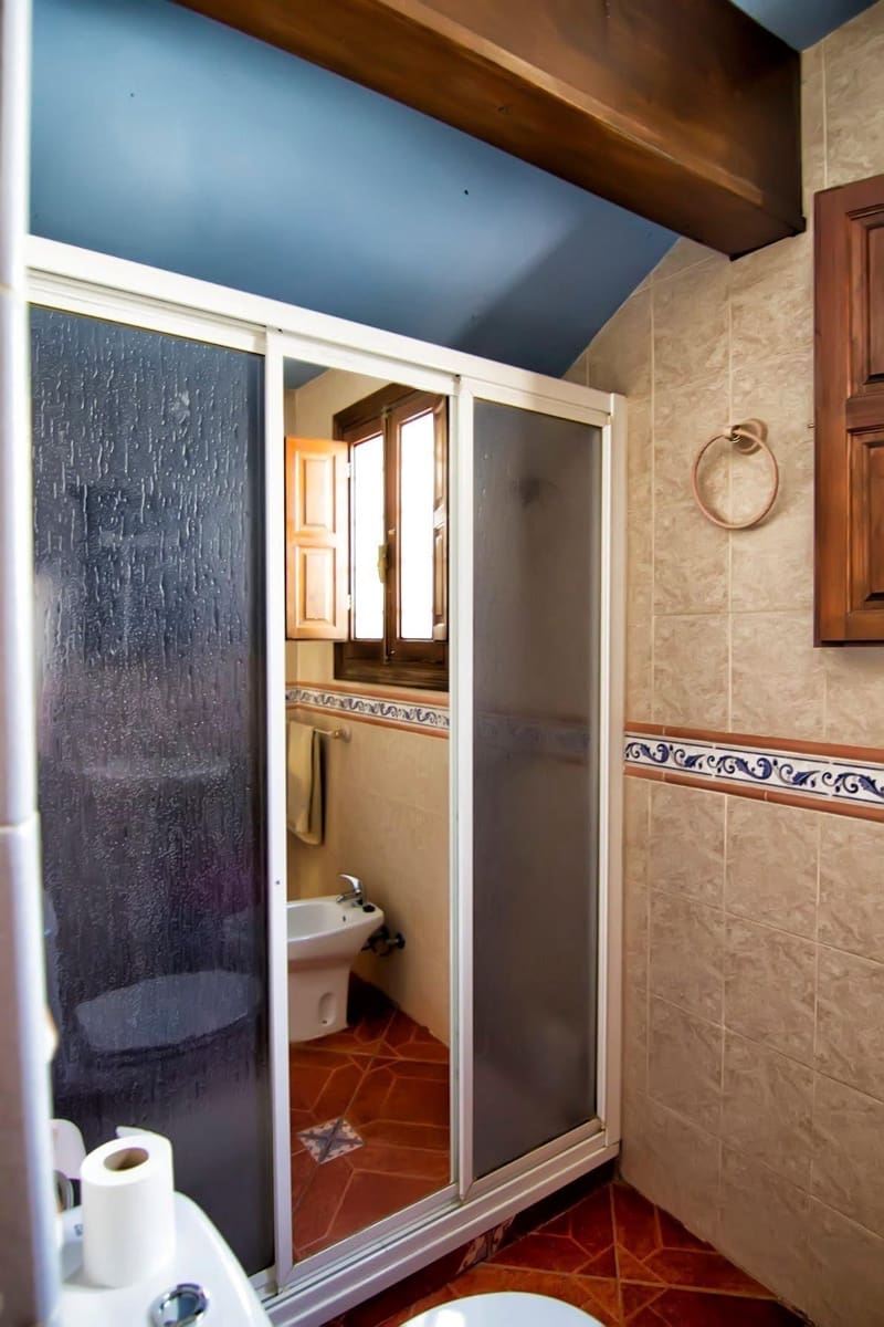 12 slaapkamer Finca/Landhuis te koop in Baza met garage - € 599.000 (Ref: 9916048)