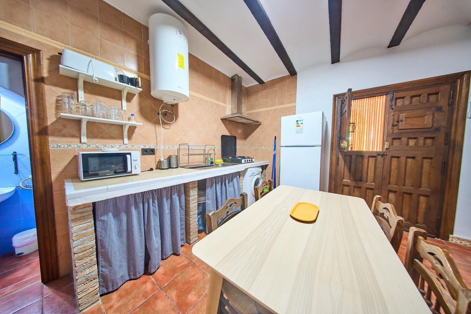 12 slaapkamer Finca/Landhuis te koop in Baza met garage - € 599.000 (Ref: 9916048)