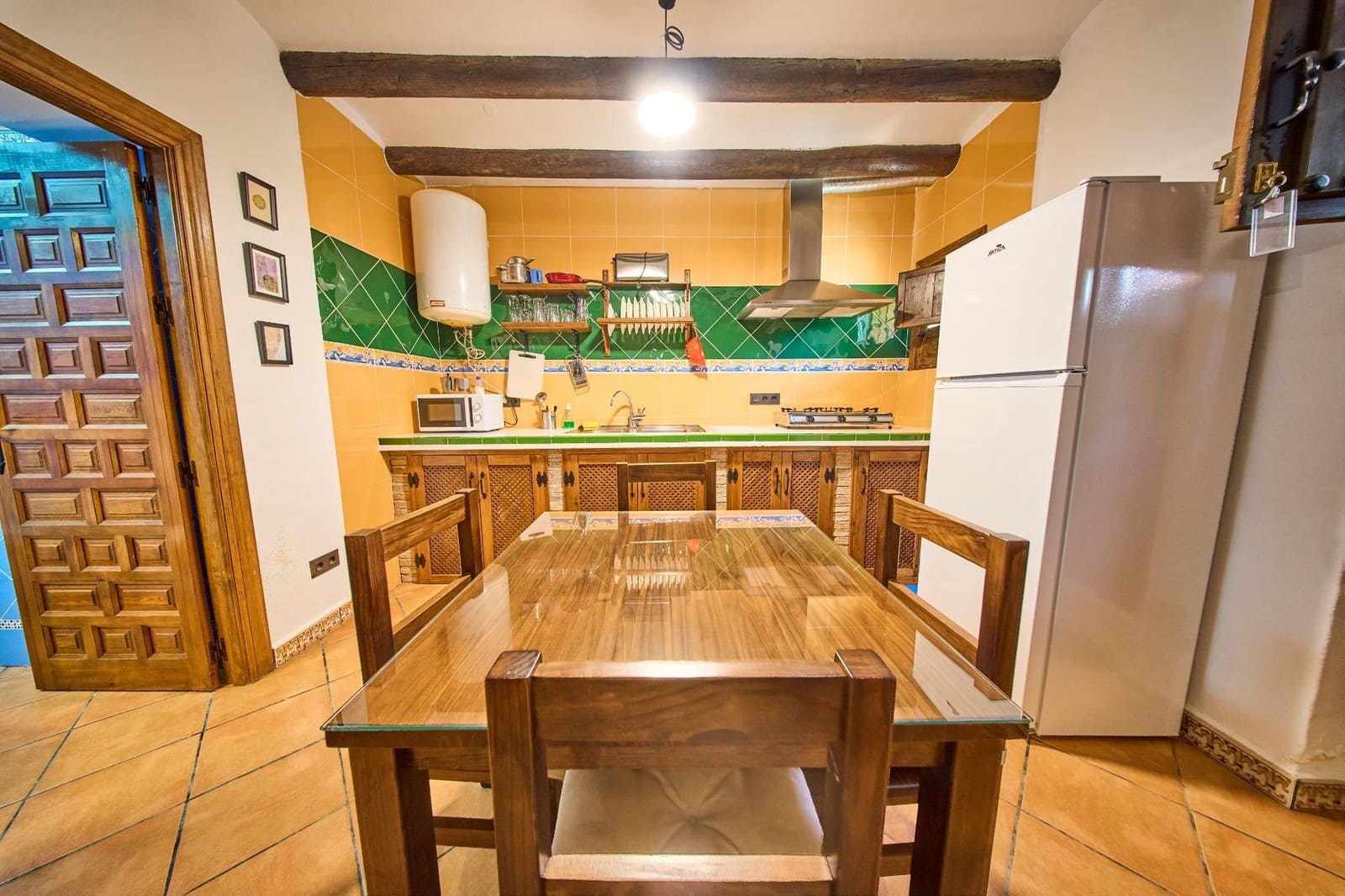 12 slaapkamer Finca/Landhuis te koop in Baza met garage - € 599.000 (Ref: 9916048)