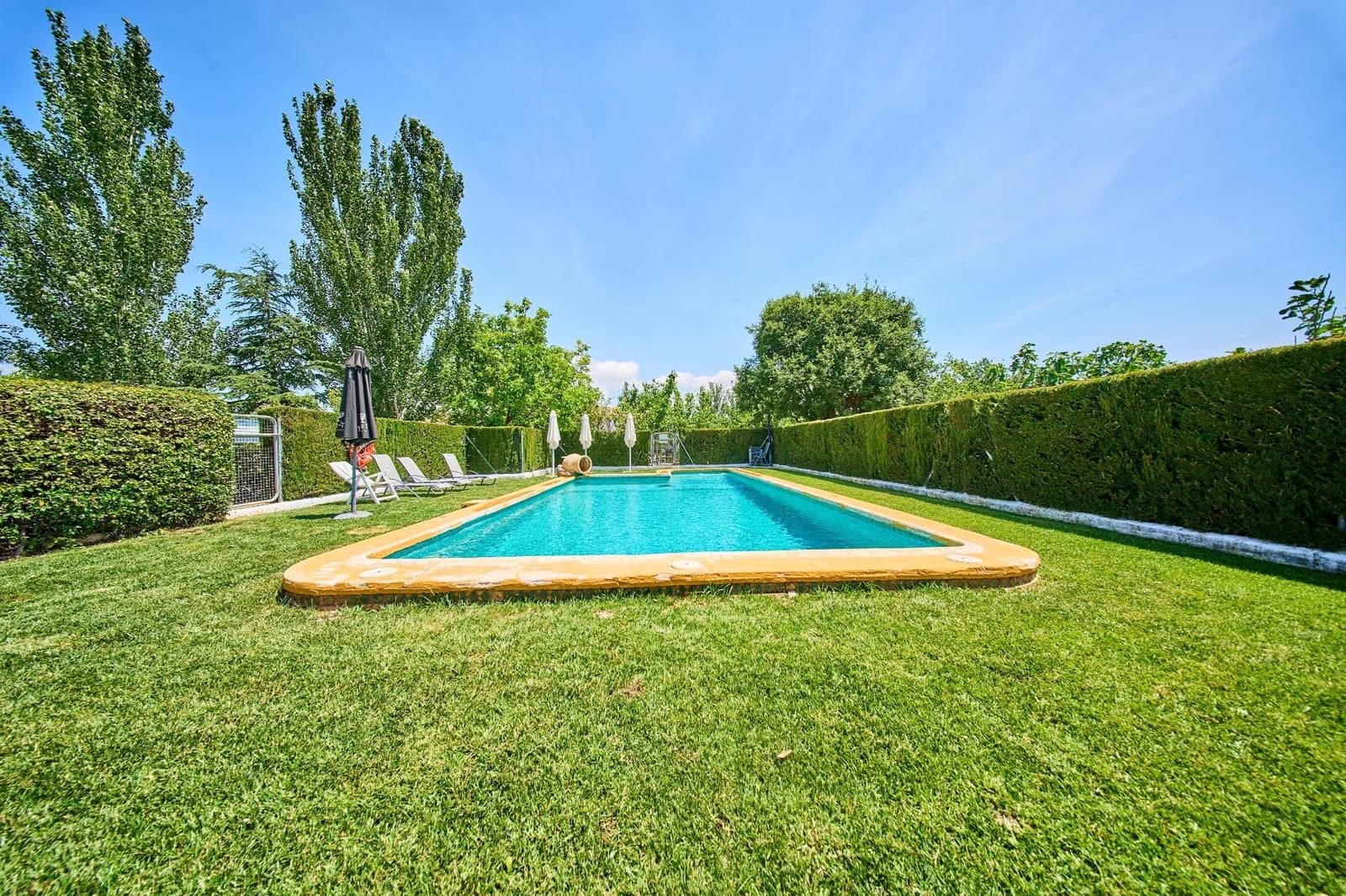 12 slaapkamer Finca/Landhuis te koop in Baza met garage - € 599.000 (Ref: 9916048)