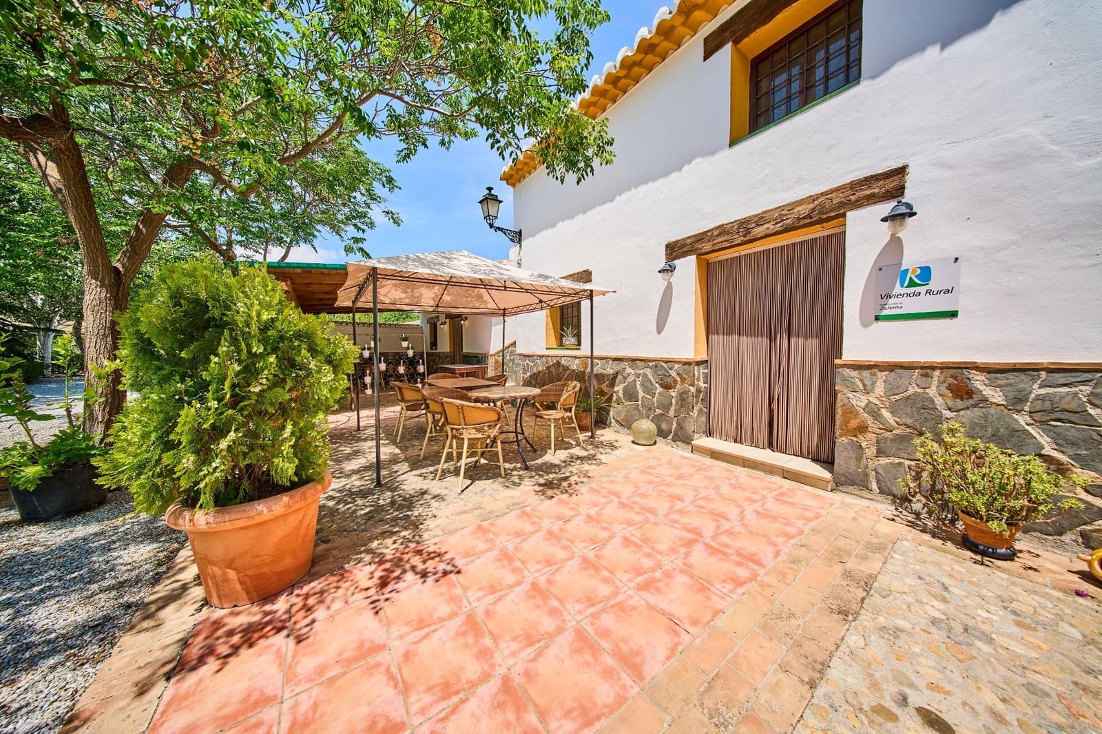 12 slaapkamer Finca/Landhuis te koop in Baza met garage - € 599.000 (Ref: 9916048)