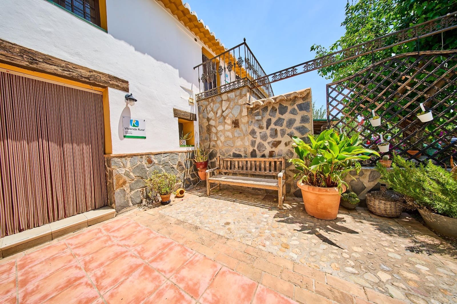 12 slaapkamer Finca/Landhuis te koop in Baza met garage - € 599.000 (Ref: 9916048)