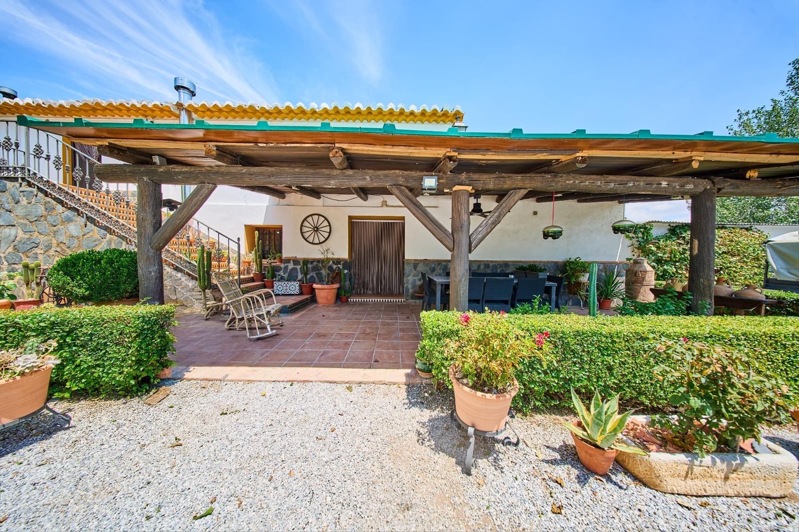 12 slaapkamer Finca/Landhuis te koop in Baza met garage - € 599.000 (Ref: 9916048)