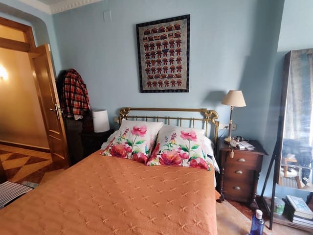 2 sovrum Lägenhet till salu i Granada stad - 291 000 € (Ref: 9916049)