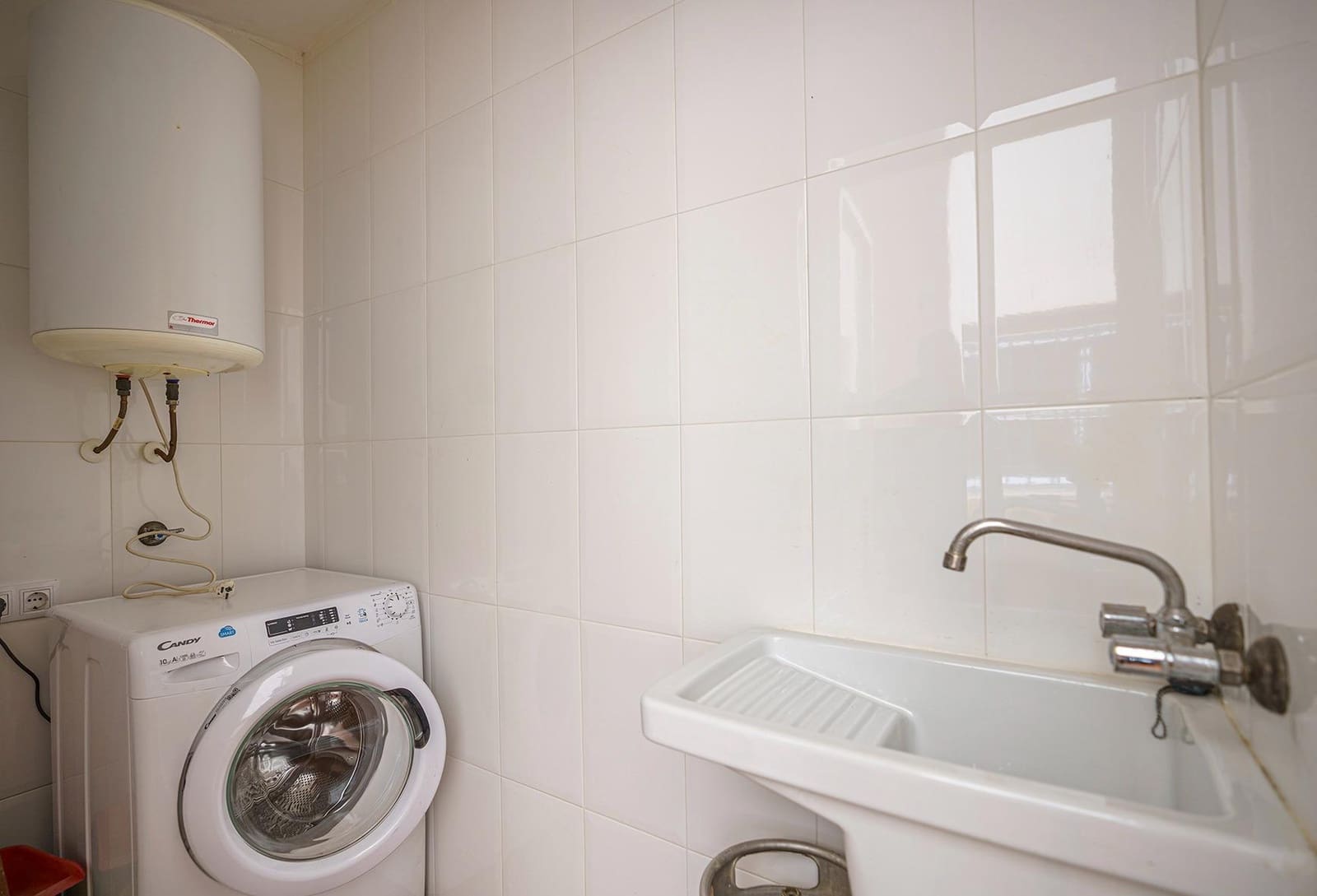 3 sypialnia Dom na sprzedaż w Ventas de Huelma z garażem - 170 000 € (Ref: 9916052)