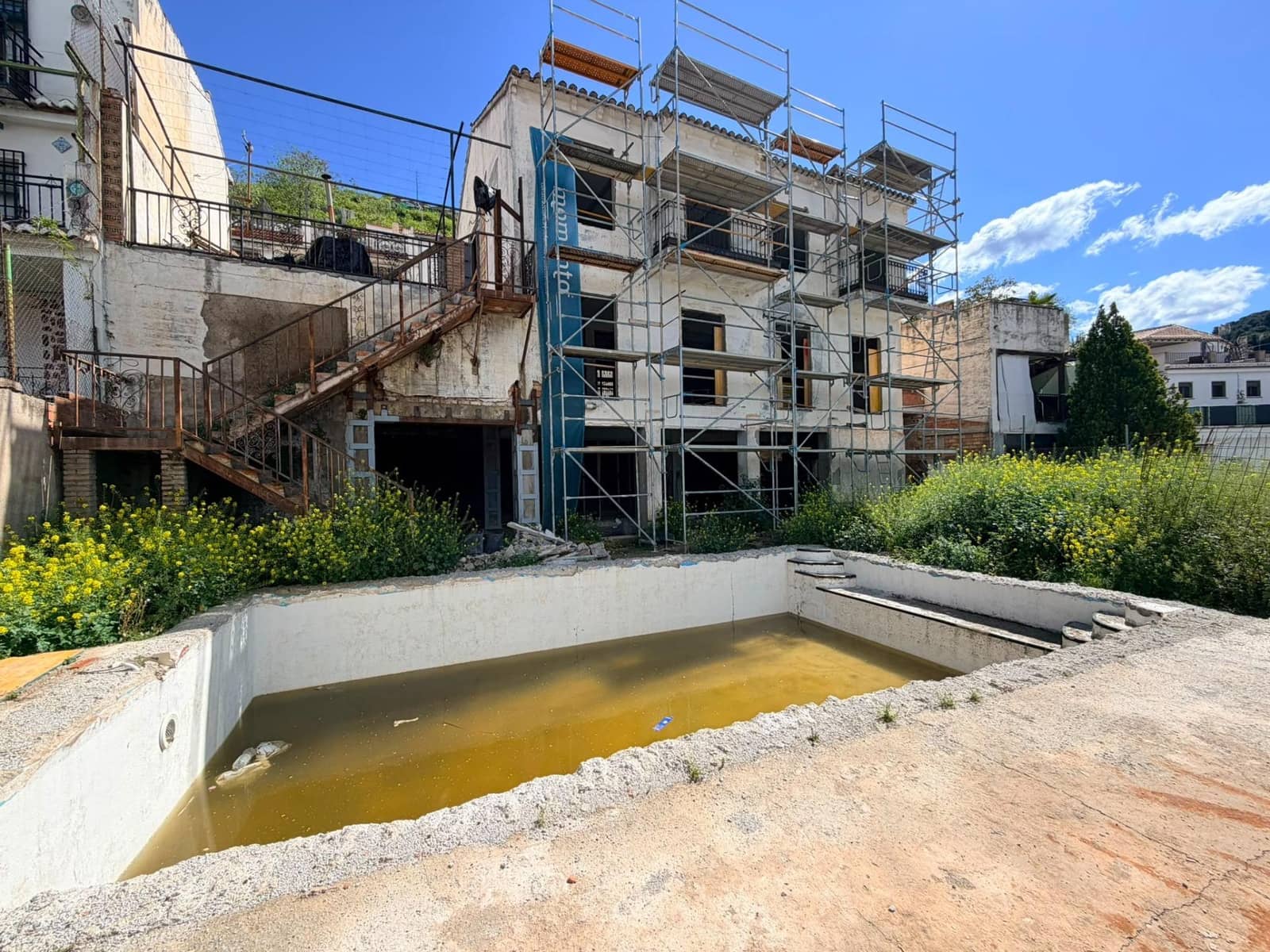 11 soverom Villa til salgs i Granada by med svømmebasseng garasje - € 2 690 000 (Ref: 9917199)