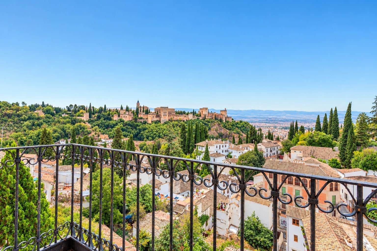 11 bedroom Villa for sale in Granada city with pool garage - € 2,690,000 (Ref: 9917199)