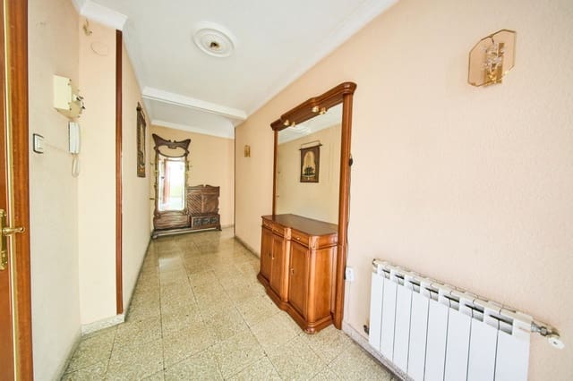 4 soveværelse Lejlighed til salg i Granada by - € 310.000 (Ref: 9920616)