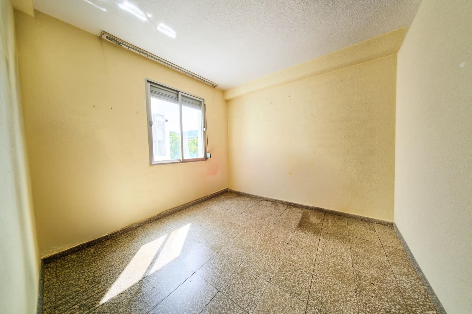 4 soveværelse Lejlighed til salg i Granada by - € 310.000 (Ref: 9920616)