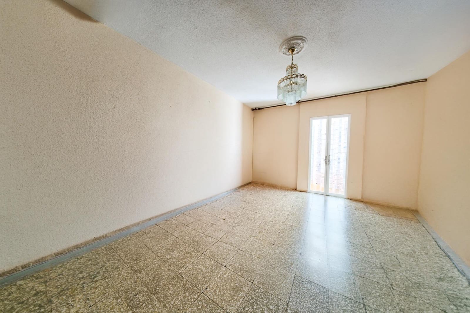4 soveværelse Lejlighed til salg i Granada by - € 310.000 (Ref: 9920616)