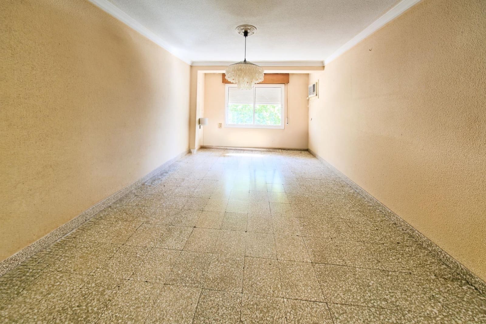 4 soveværelse Lejlighed til salg i Granada by - € 310.000 (Ref: 9920616)