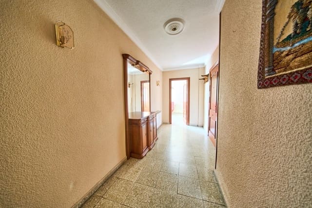 4 soveværelse Lejlighed til salg i Granada by - € 310.000 (Ref: 9920616)