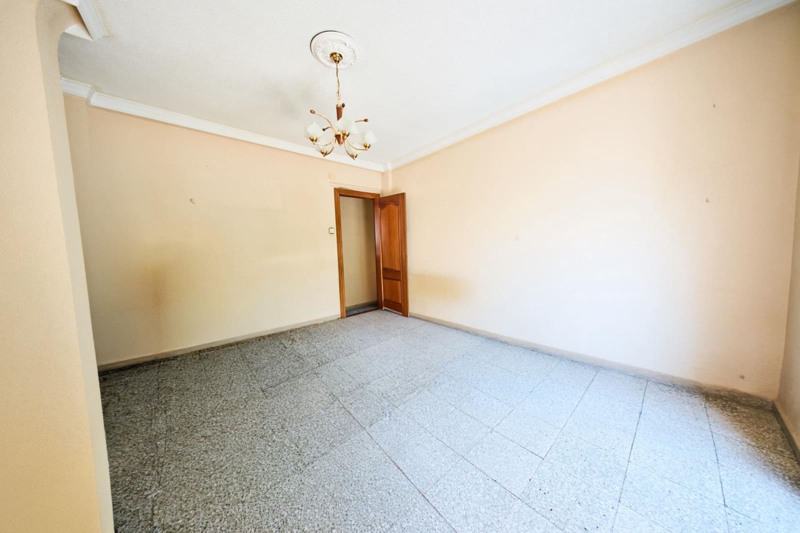 4 soveværelse Lejlighed til salg i Granada by - € 310.000 (Ref: 9920616)