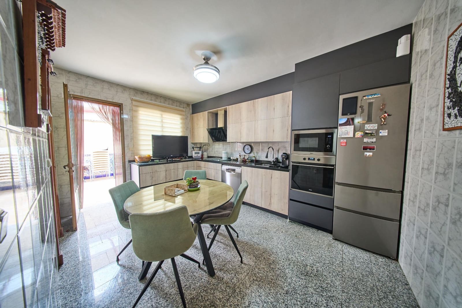 4 bedroom Semi-detached Villa for sale in Maracena - € 399,000 (Ref: 9924743)