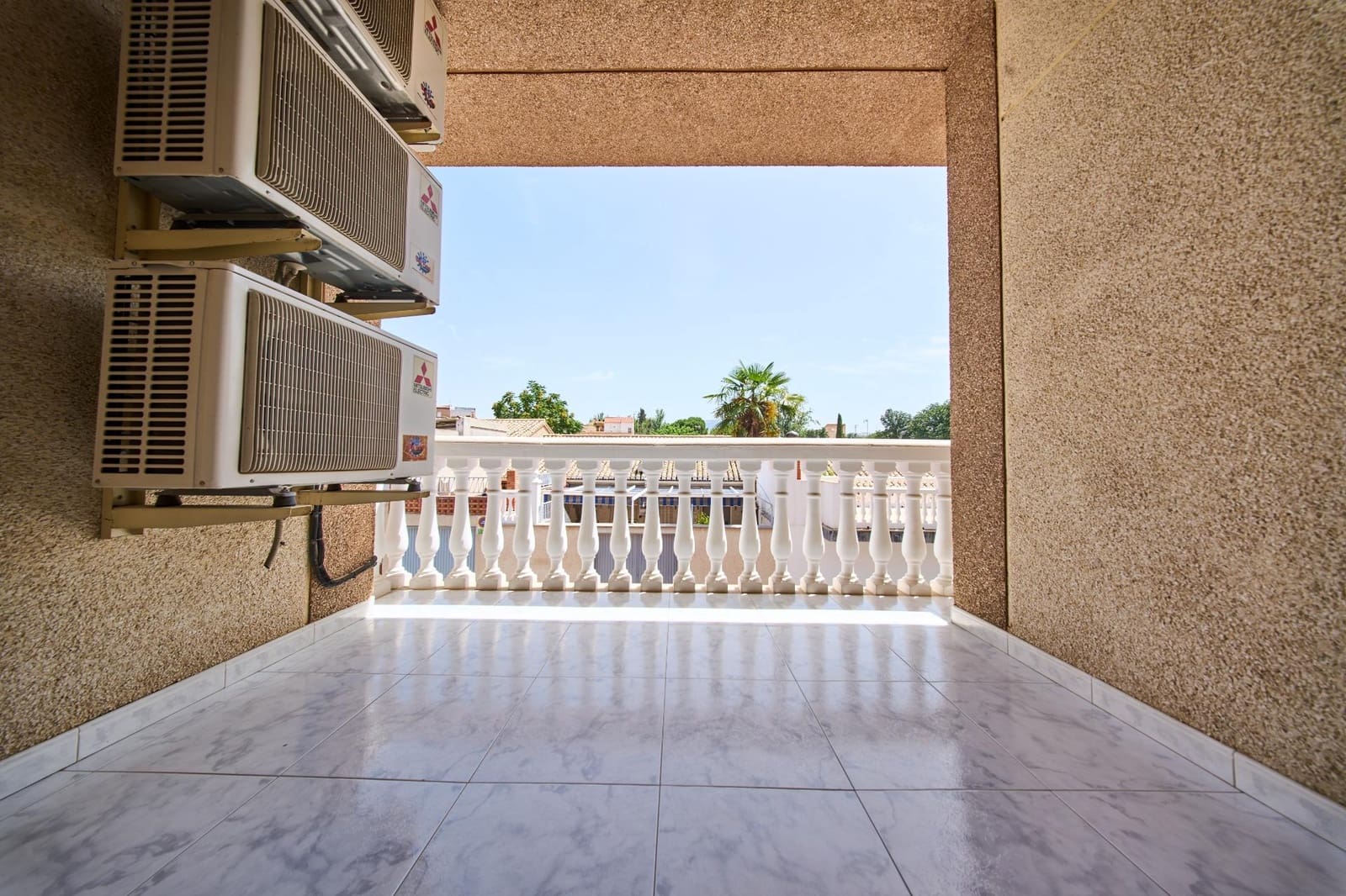 4 bedroom Semi-detached Villa for sale in Maracena - € 399,000 (Ref: 9924743)