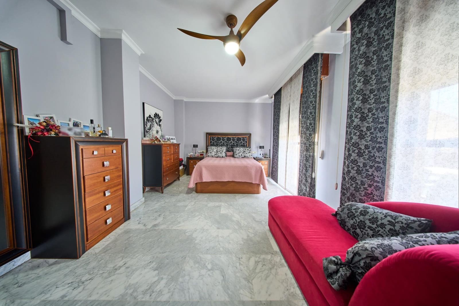 4 bedroom Semi-detached Villa for sale in Maracena - € 399,000 (Ref: 9924743)