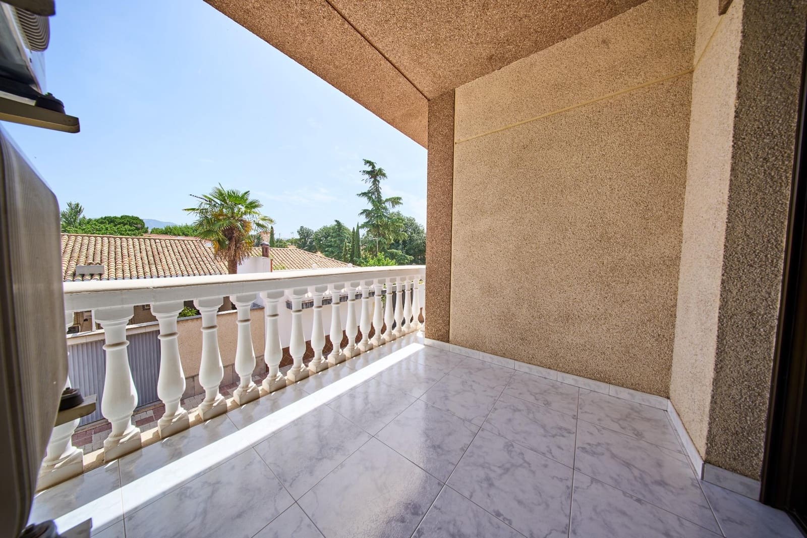 4 bedroom Semi-detached Villa for sale in Maracena - € 399,000 (Ref: 9924743)