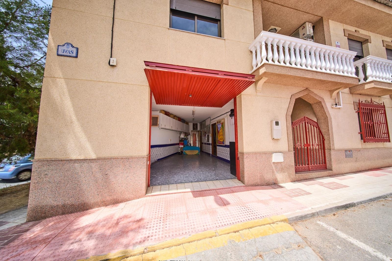 4 bedroom Semi-detached Villa for sale in Maracena - € 399,000 (Ref: 9924743)