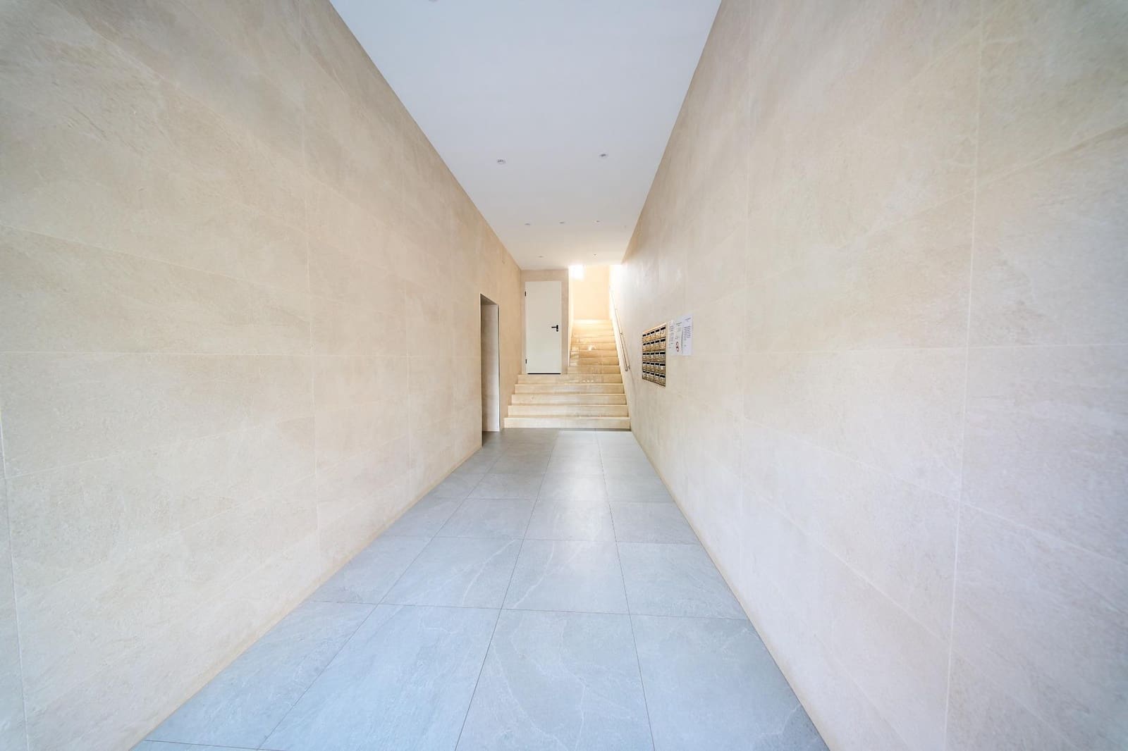 3 soveværelse Lejlighed til salg i Granada by - € 259.000 (Ref: 9929558)