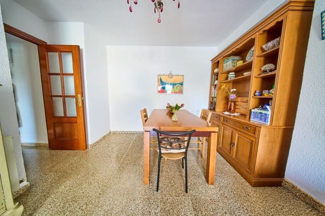 3 soveværelse Lejlighed til salg i Granada by - € 259.000 (Ref: 9929558)