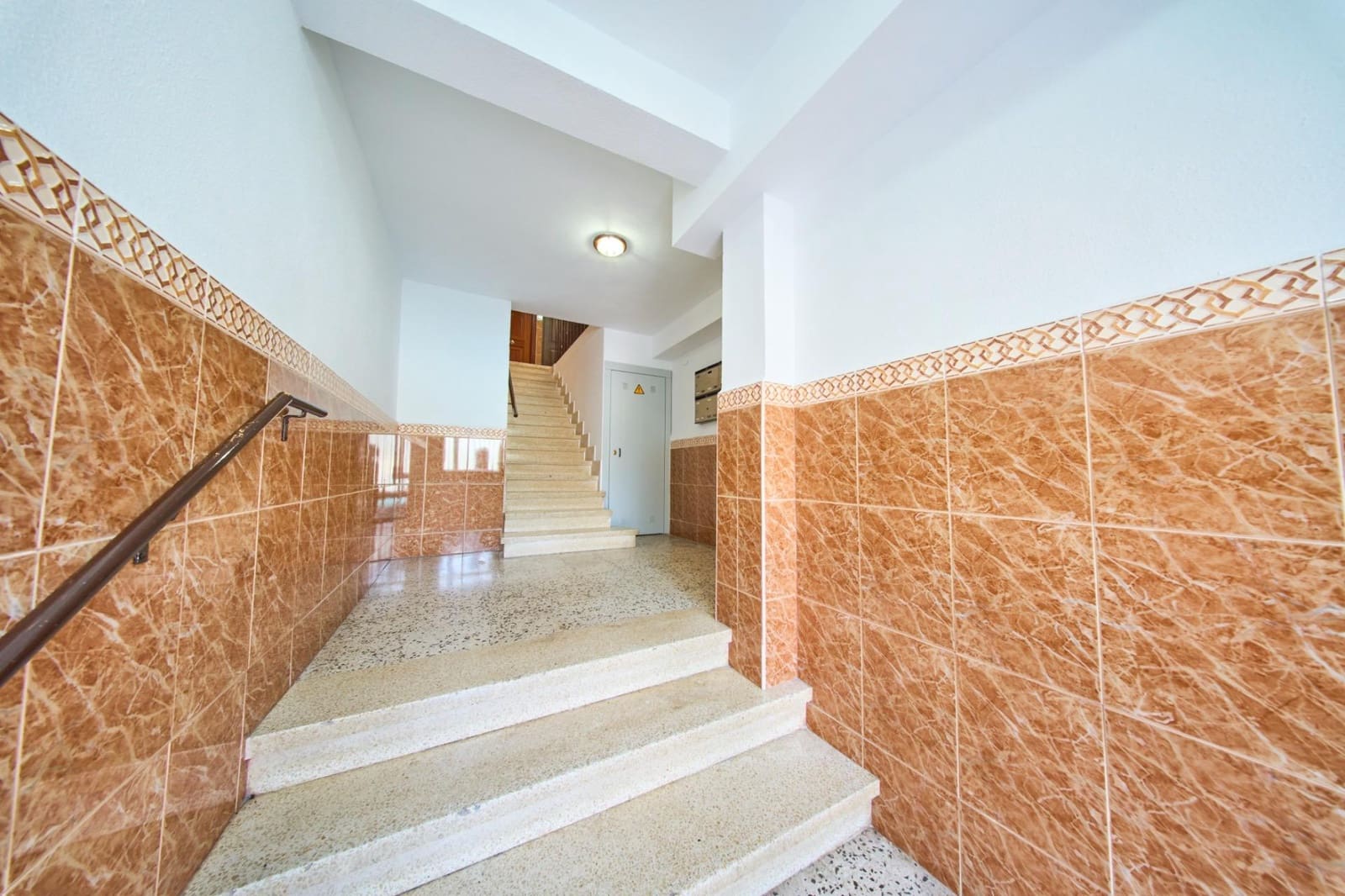 3 soveværelse Lejlighed til salg i Granada by - € 160.000 (Ref: 9929559)