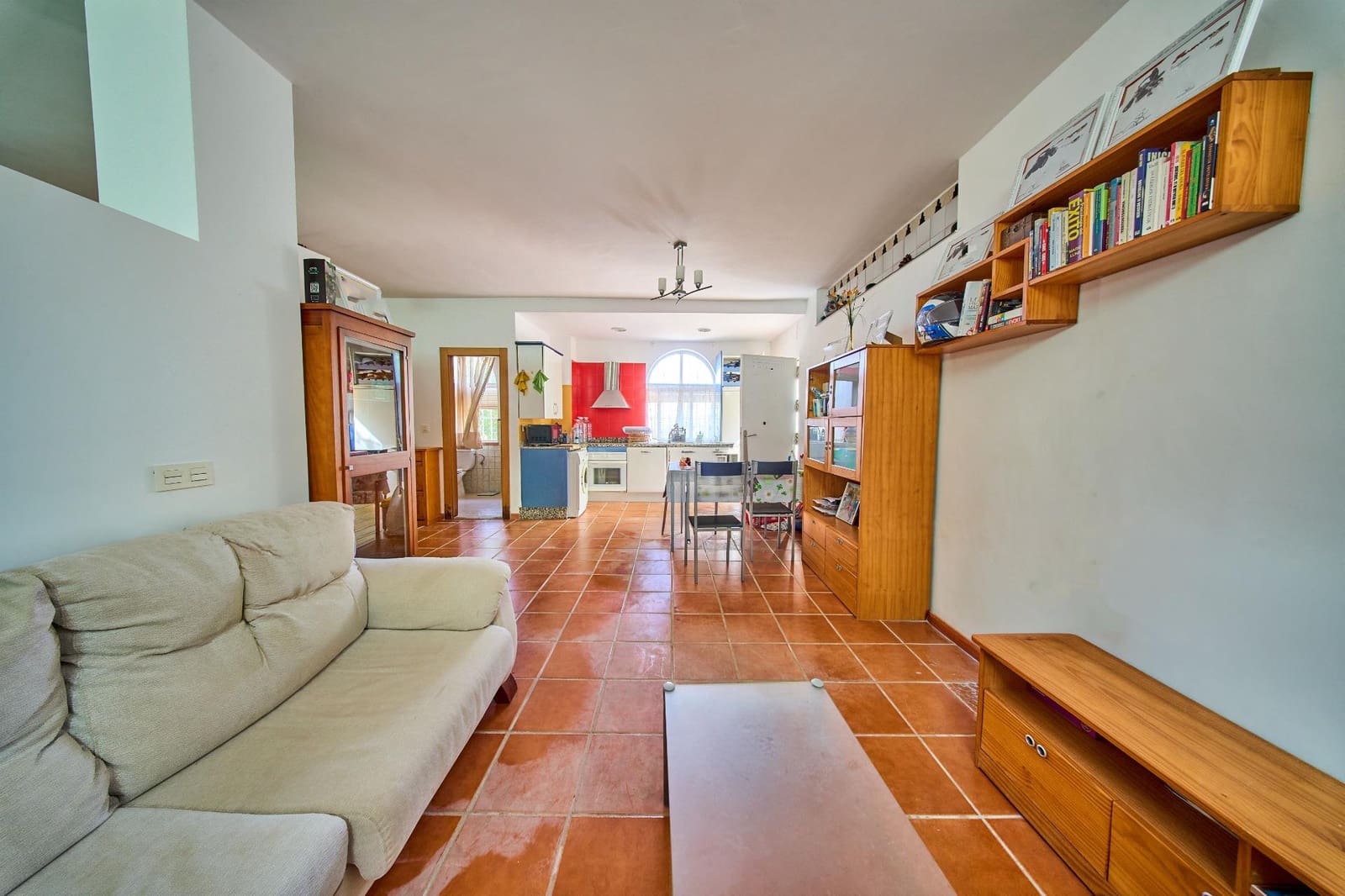 6 bedroom Villa for sale in Nivar with pool garage - € 320,000 (Ref: 9931739)