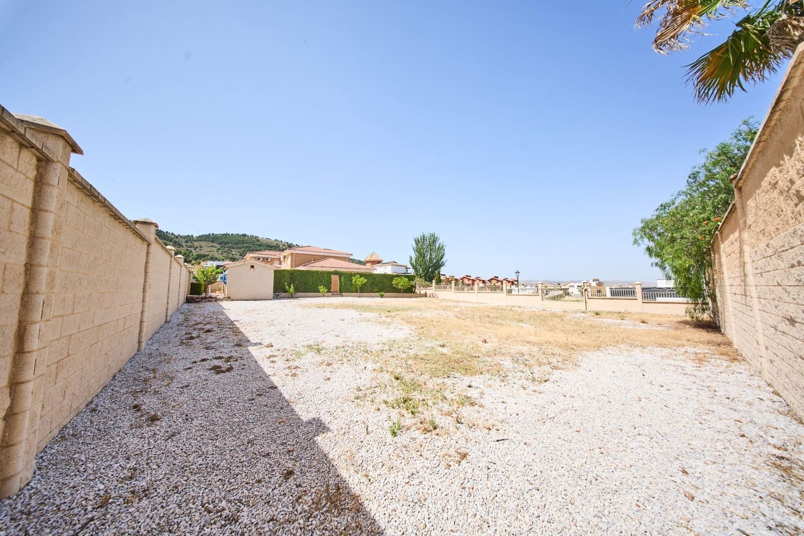 3 soveværelse Villa til salg i Dilar med swimmingpool garage - € 595.000 (Ref: 9938377)