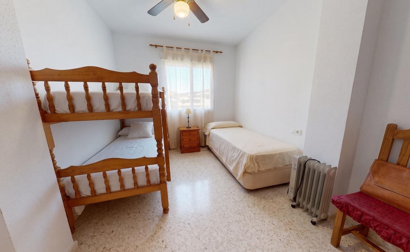 2 bedroom Flat for sale in Guevejar - € 108,000 (Ref: 9938378)