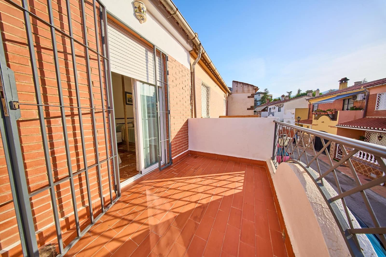 3 camera da letto Villetta a Schiera in vendita in Jun - 189.900 € (Rif: 9938379)