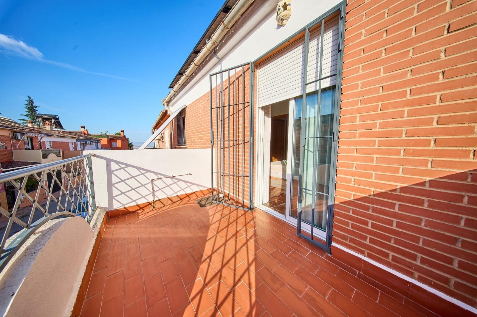3 camera da letto Villetta a Schiera in vendita in Jun - 189.900 € (Rif: 9938379)