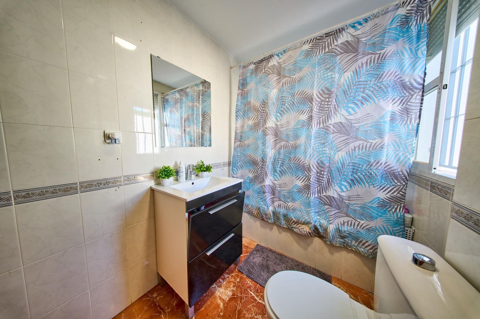 3 camera da letto Villetta a Schiera in vendita in Jun - 189.900 € (Rif: 9938379)