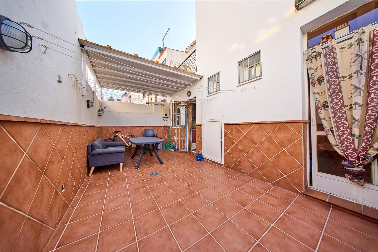 3 camera da letto Villetta a Schiera in vendita in Jun - 189.900 € (Rif: 9938379)