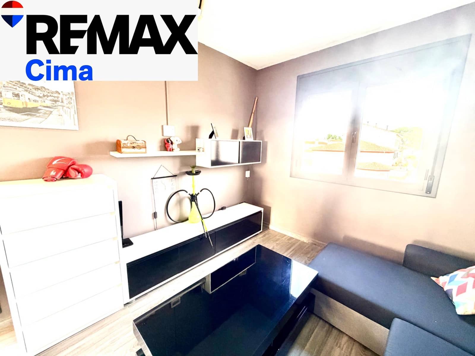 3 makuuhuone Omakotitalo myytävänä paikassa Cullar mukana 
autotalli - 180 000 € (Ref: 9940345)