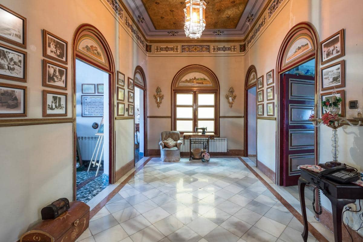 6 soveværelse Villa til salg i Albolote med swimmingpool - € 399.000 (Ref: 9942710)