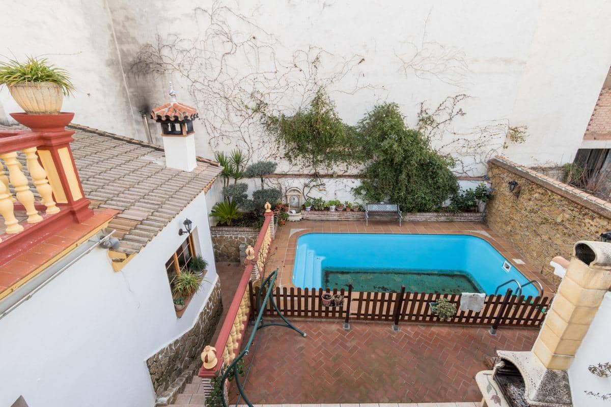 6 soveværelse Villa til salg i Albolote med swimmingpool - € 399.000 (Ref: 9942710)