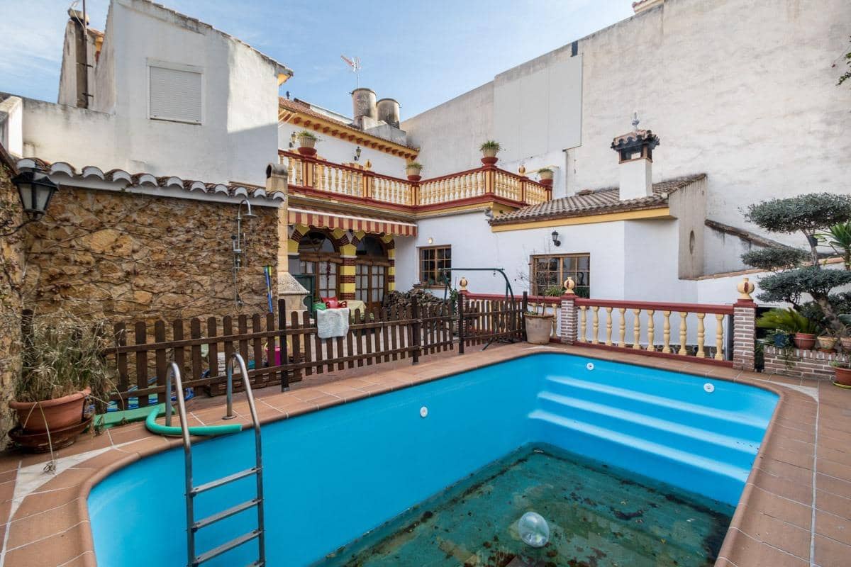 6 soveværelse Villa til salg i Albolote med swimmingpool - € 399.000 (Ref: 9942710)