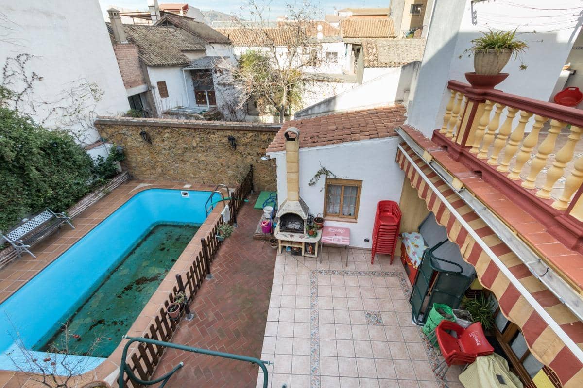 6 soveværelse Villa til salg i Albolote med swimmingpool - € 399.000 (Ref: 9942710)
