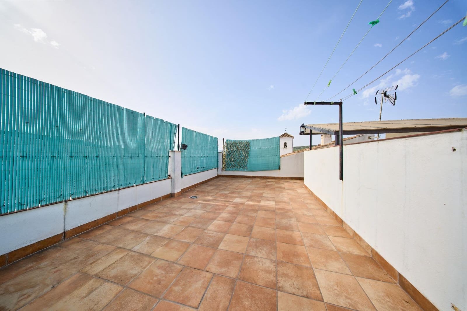 Casa de 2 habitaciones en Montillana en venta - 79.900 € (Ref: 9945913)
