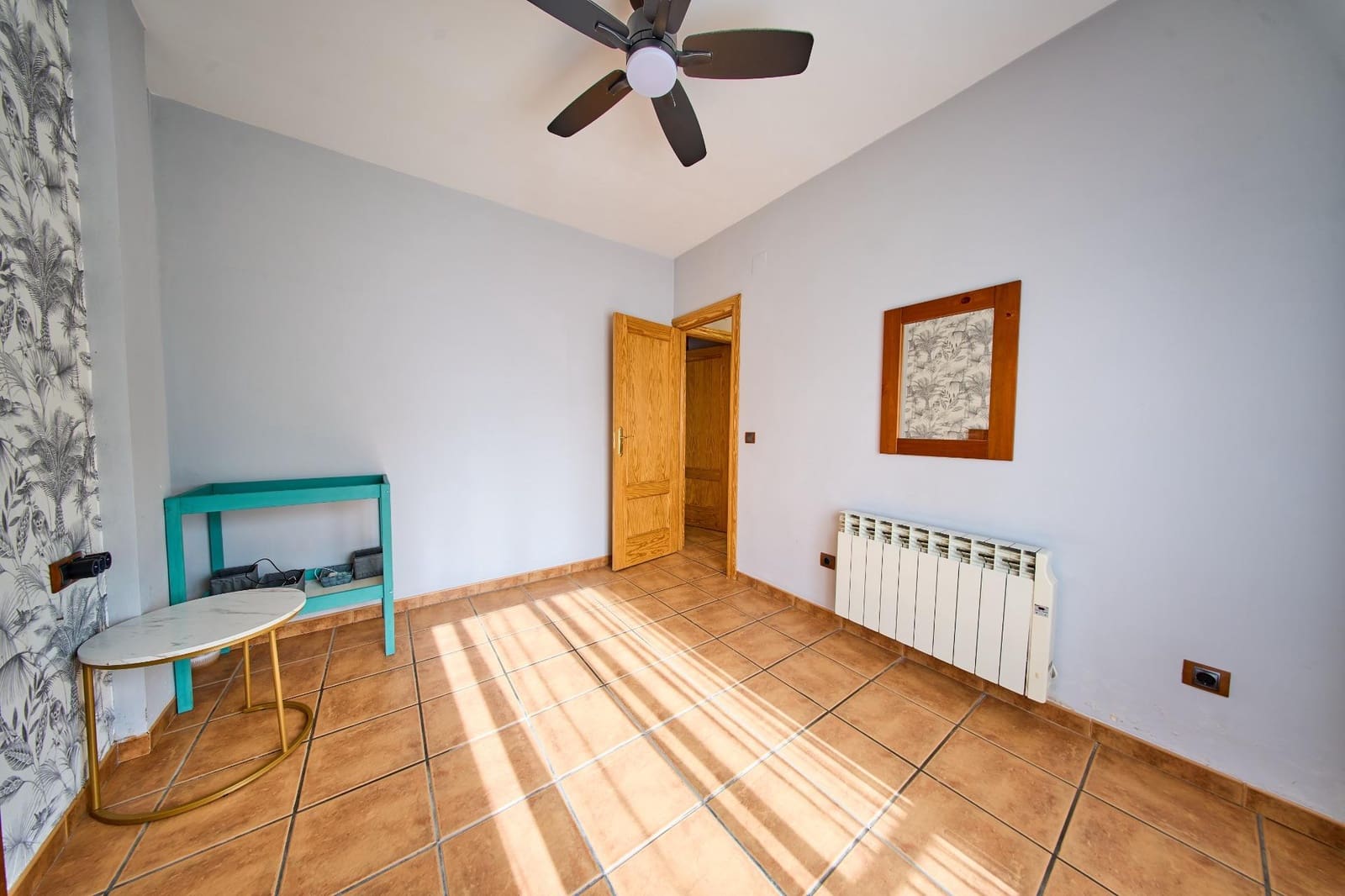 Casa de 2 habitaciones en Montillana en venta - 79.900 € (Ref: 9945913)