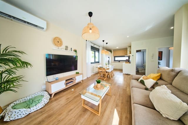5 soverom Villa til salgs i Dílar med svømmebasseng - € 389 000 (Ref: 9945914)