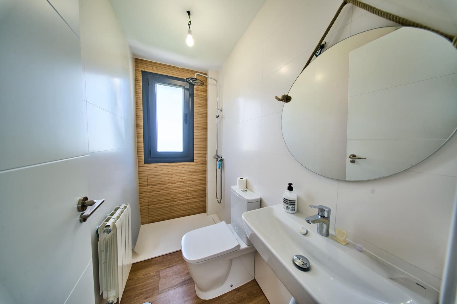 5 sypialnia Willa na sprzedaż w Dilar z basenem - 389 000 € (Ref: 9945914)