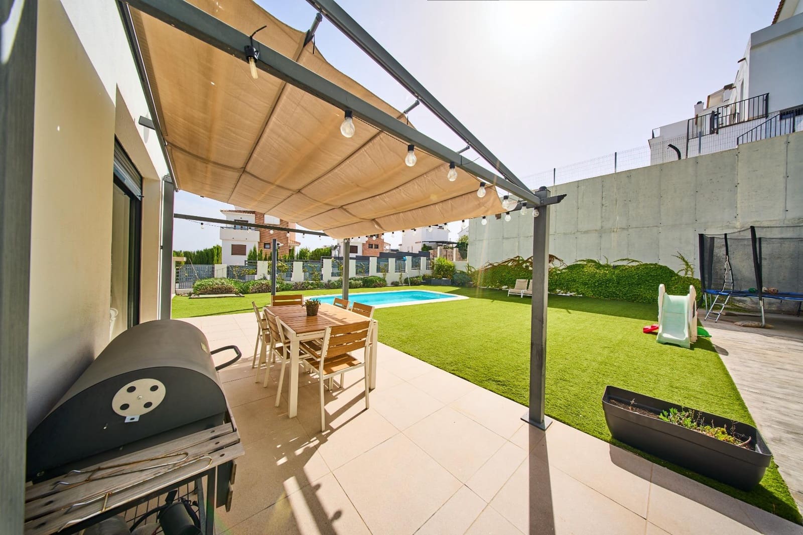 5 sypialnia Willa na sprzedaż w Dilar z basenem - 389 000 € (Ref: 9945914)