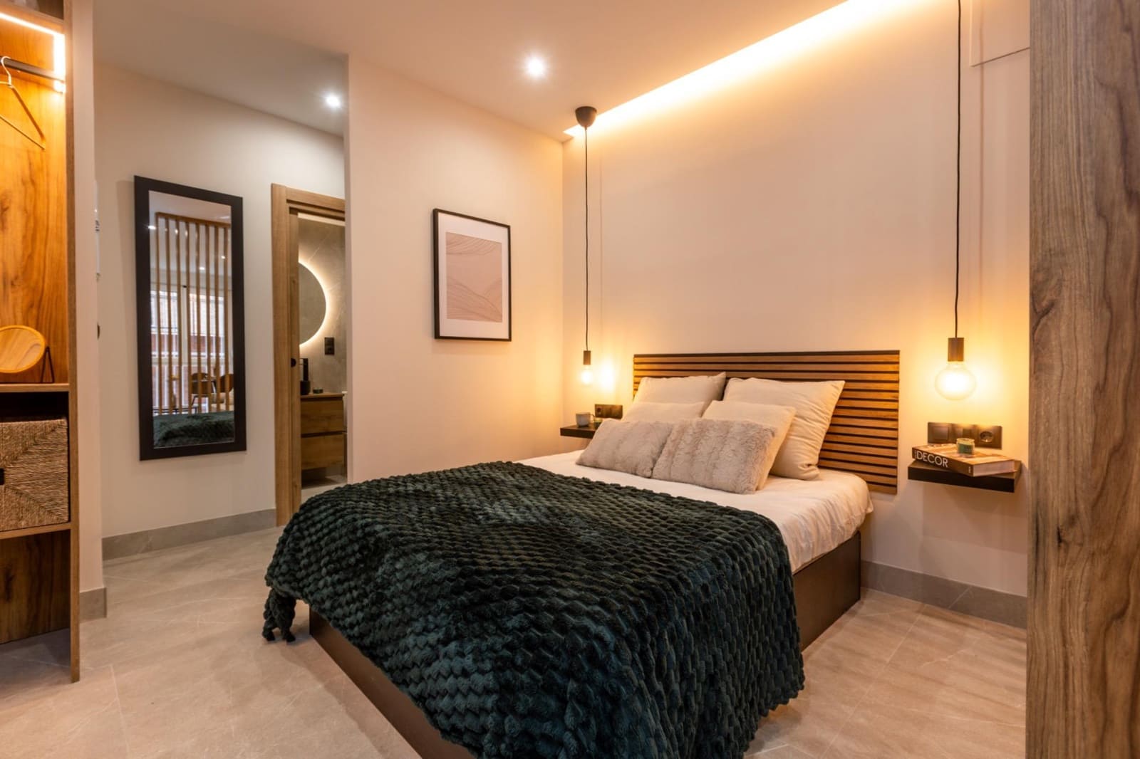 Vind till salu i Granada stad - 133 700 € (Ref: 9945915)