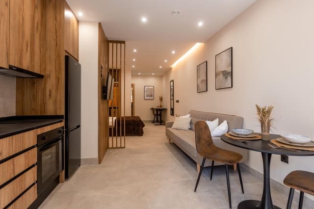 Loft te koop in Granada stad - € 133.700 (Ref: 9945915)