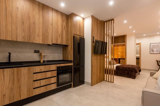 Loft te koop in Granada stad - € 133.700 (Ref: 9945915)