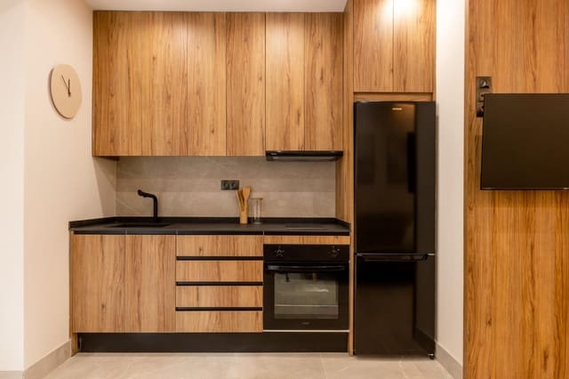 Loft te koop in Granada stad - € 133.700 (Ref: 9945915)